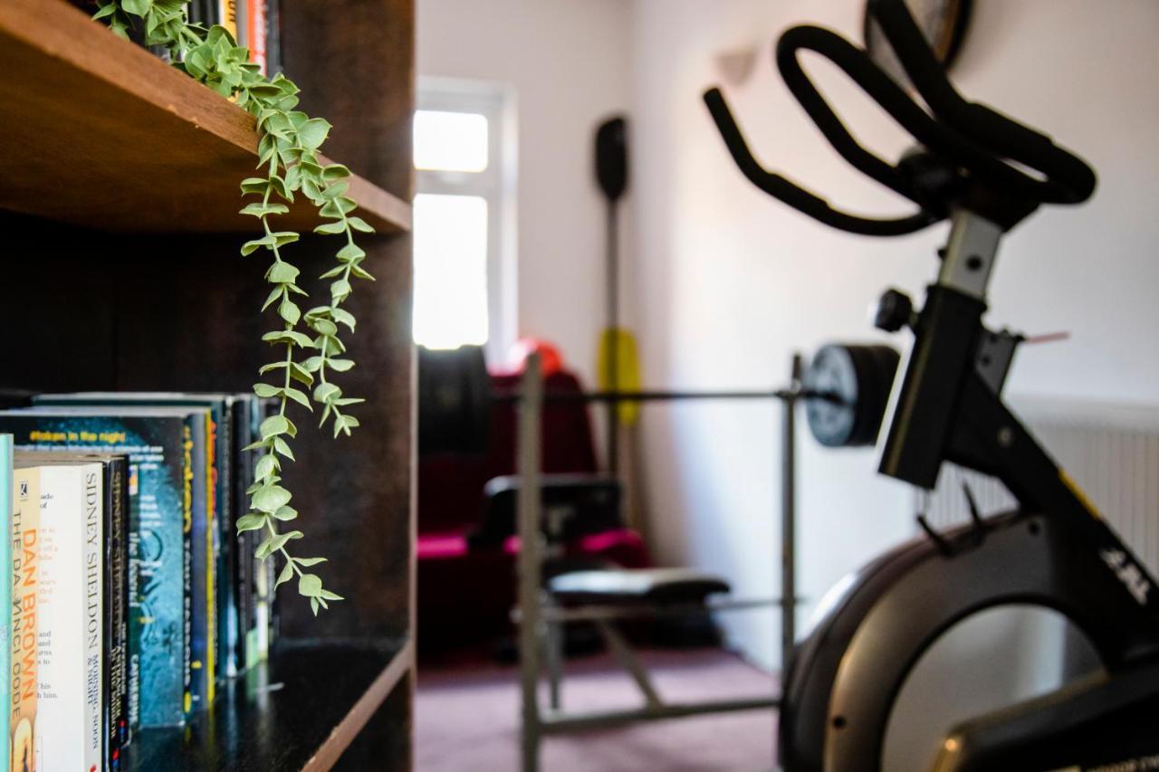 Chichester Retreat House With Free Parking 외부 사진