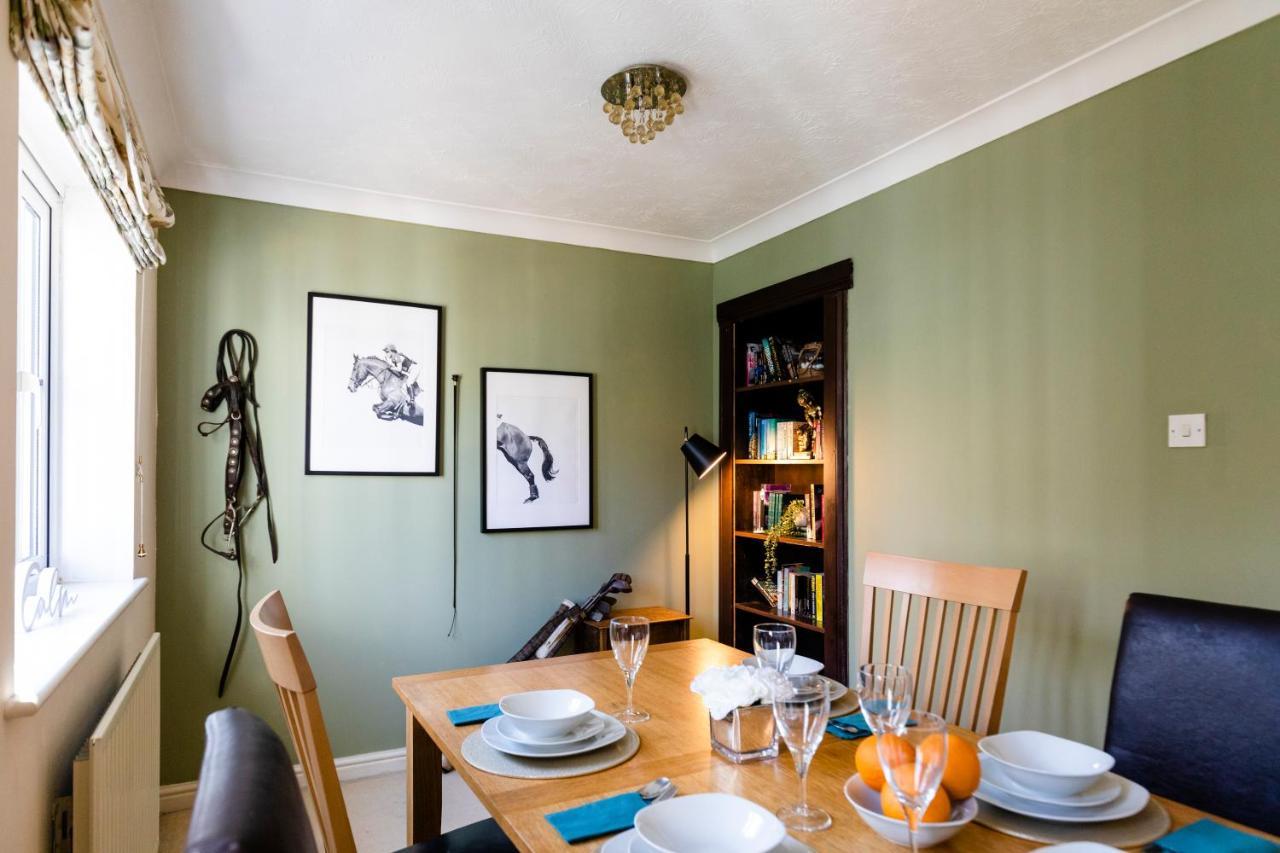 Chichester Retreat House With Free Parking 외부 사진