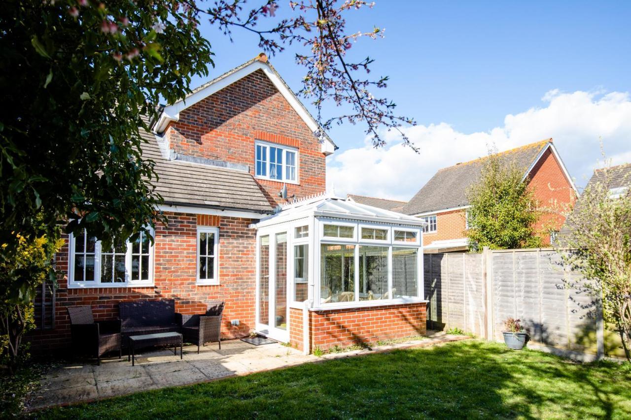 Chichester Retreat House With Free Parking 외부 사진