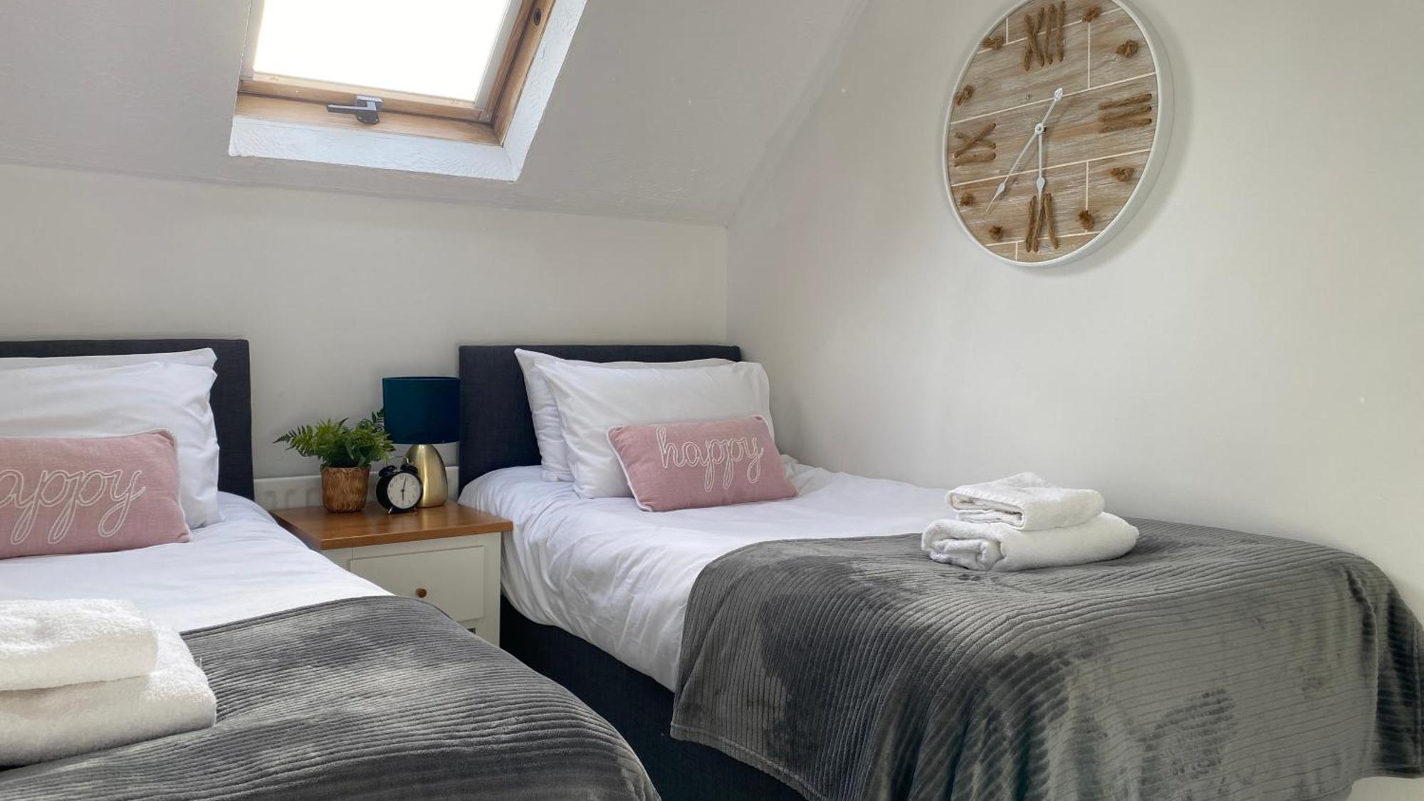 Chichester Retreat House With Free Parking 외부 사진