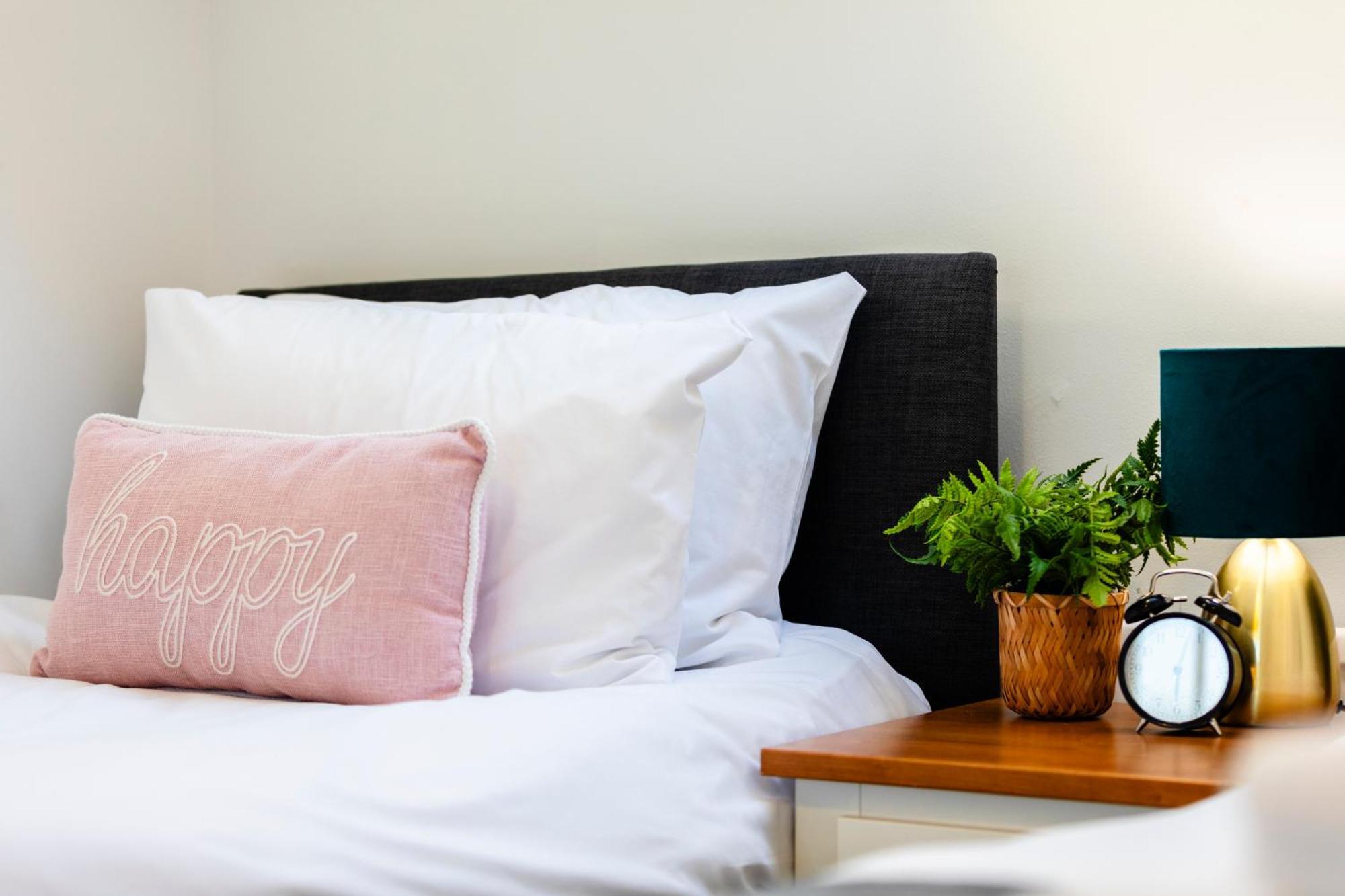 Chichester Retreat House With Free Parking 외부 사진