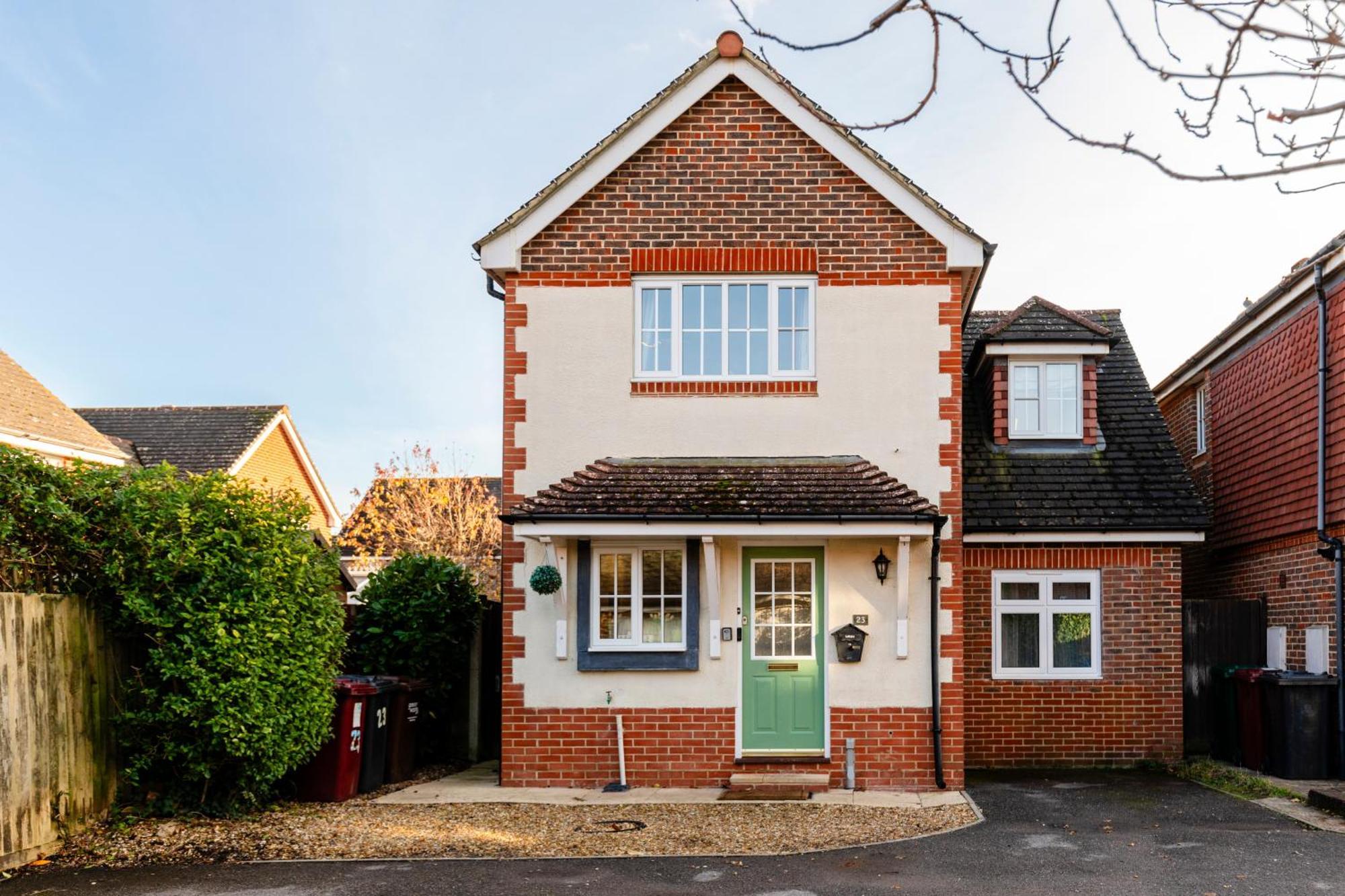 Chichester Retreat House With Free Parking 외부 사진