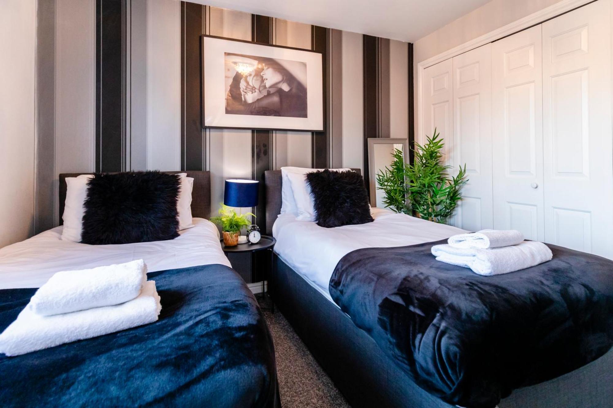 Chichester Retreat House With Free Parking 외부 사진